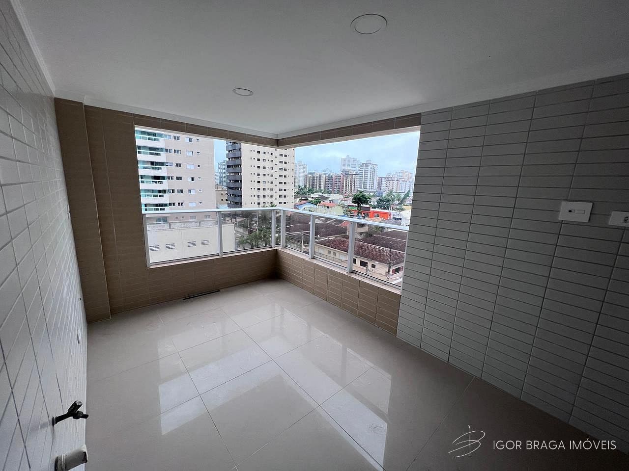 BELISSÍMO APARTAMENTO, AMPLO E LAZER COMPLETO — foto 1