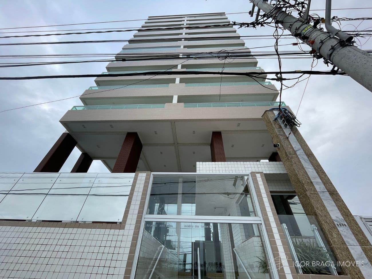 BELISSÍMO APARTAMENTO, AMPLO E FINO ACABAMENTO — foto 1