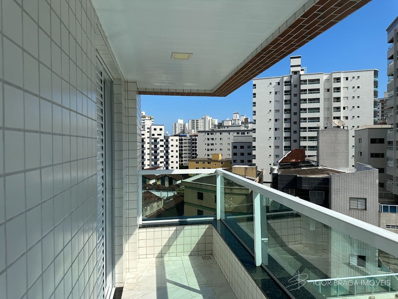 BELÌSSIMO APARTAMENTO, ACABAMENTO FINO E LAZER COMPLETO — foto 1