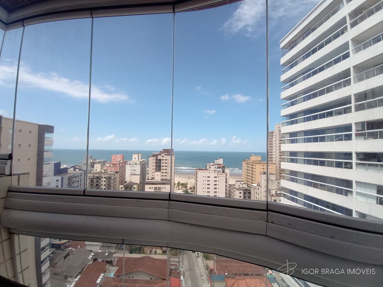 BELÍSSIMO APARTAMENTO AMPLO, ACABAMENTO FINO E LAZER — foto 1