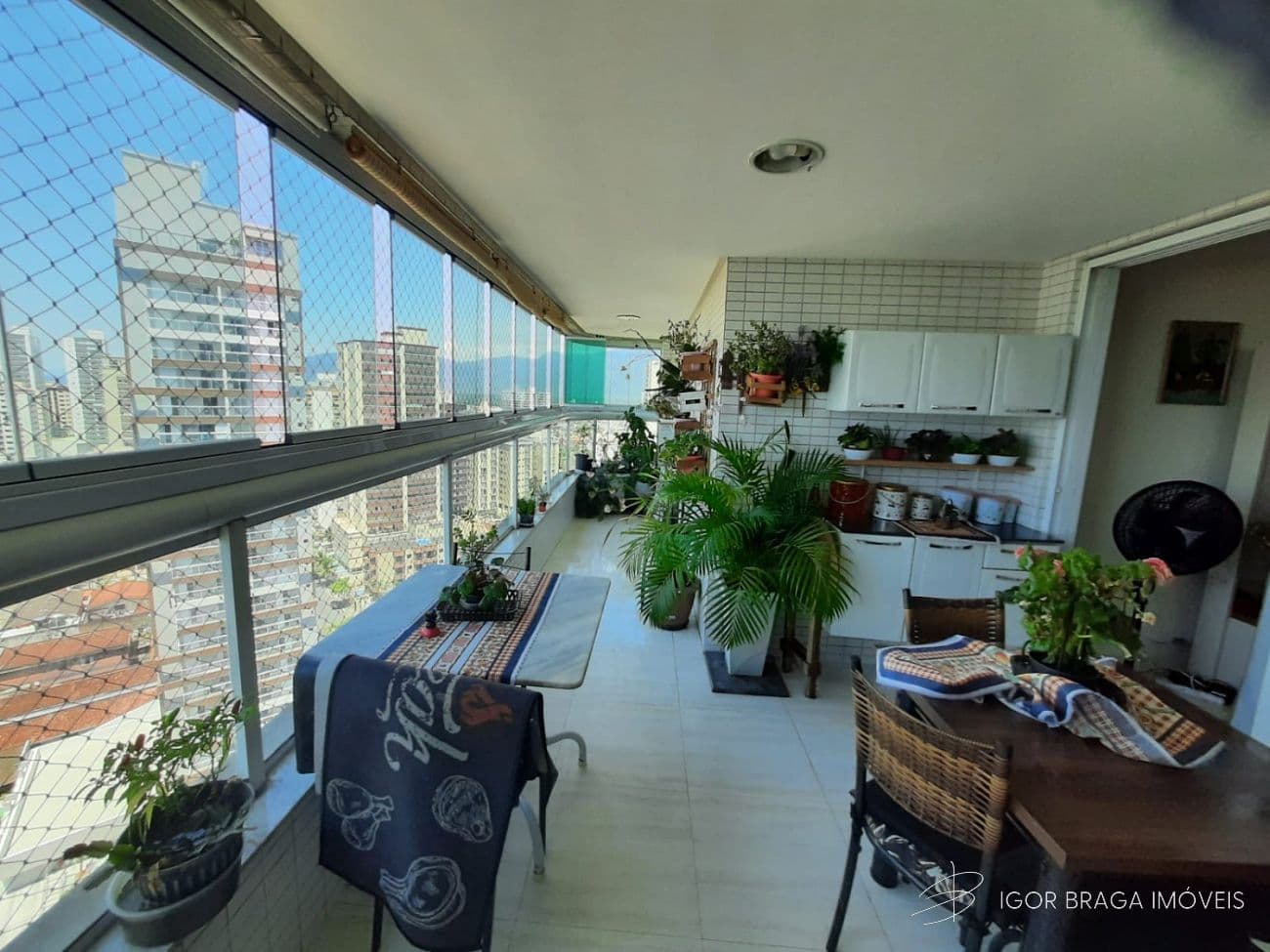EXCELENTE APARTAMENTO AMPLO, ACABAMENTO FINO E LAZER — foto 1