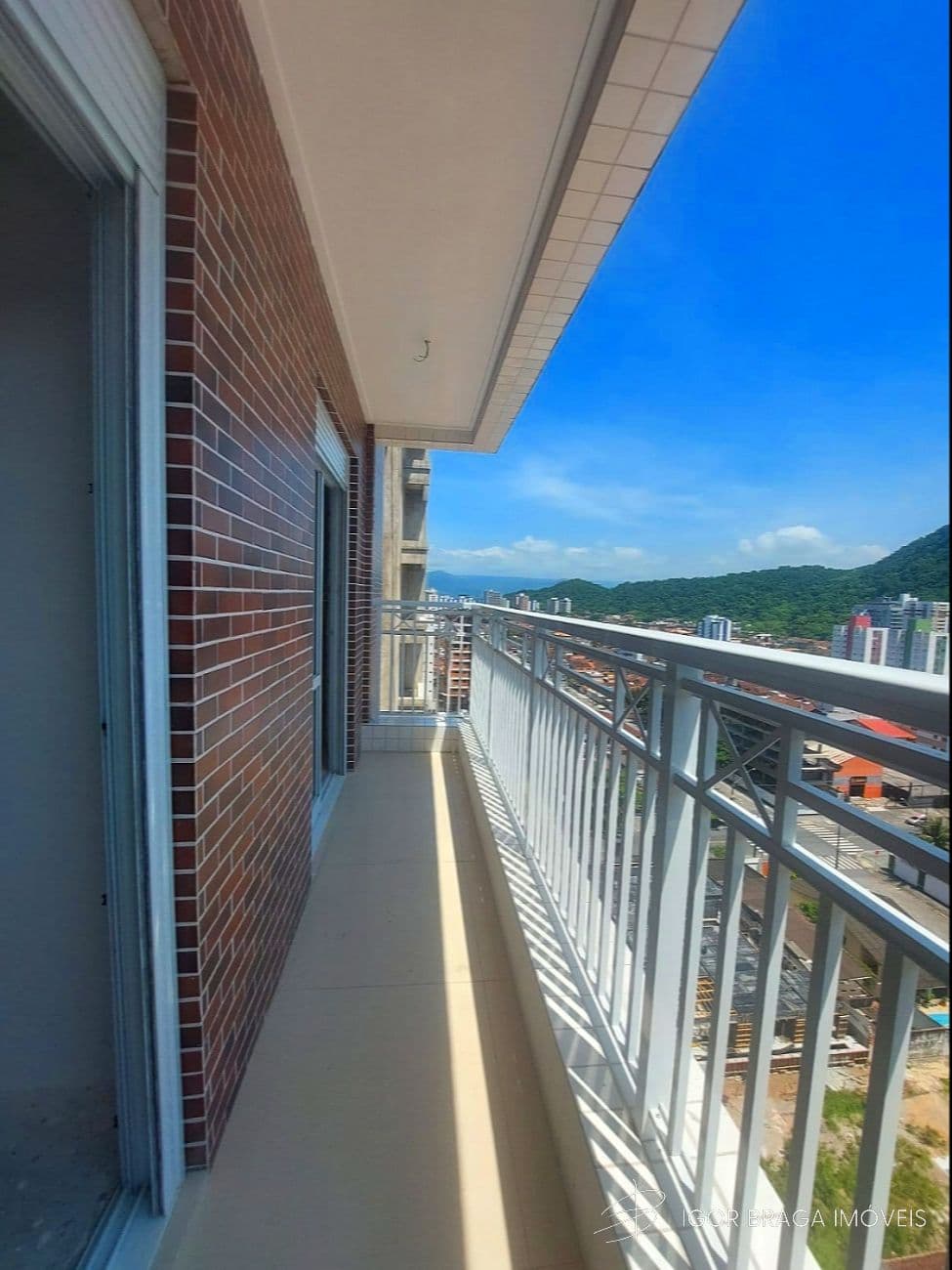 BELÍSSIMO APARTAMENTO, LAZER COMPLETO À 600M DO MAR — foto 1