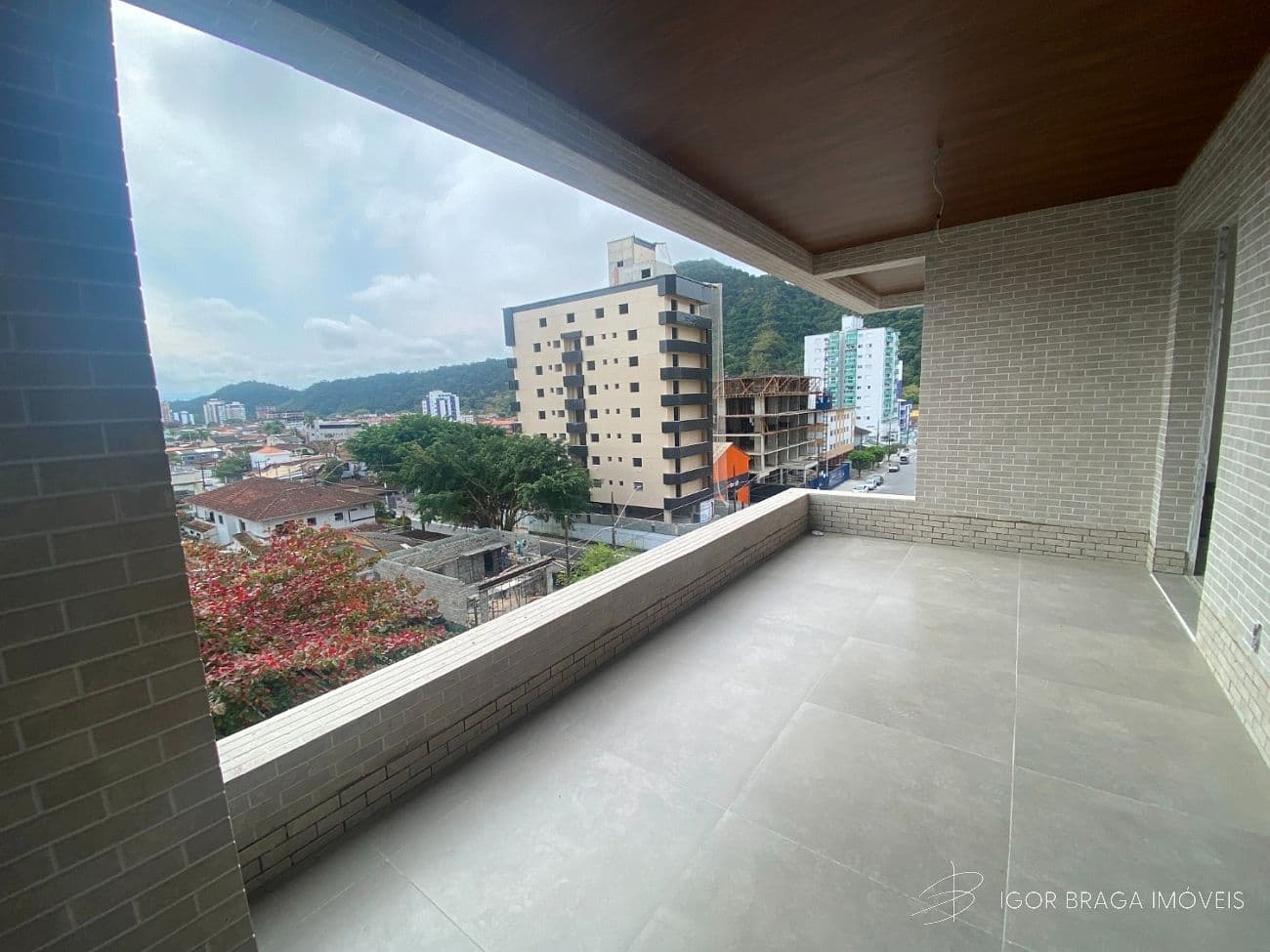 BELÍSSIMO LANÇAMENTO À 500M DO MAR, FINO ACABAMENTO E LAZER COMPLETO — foto 1