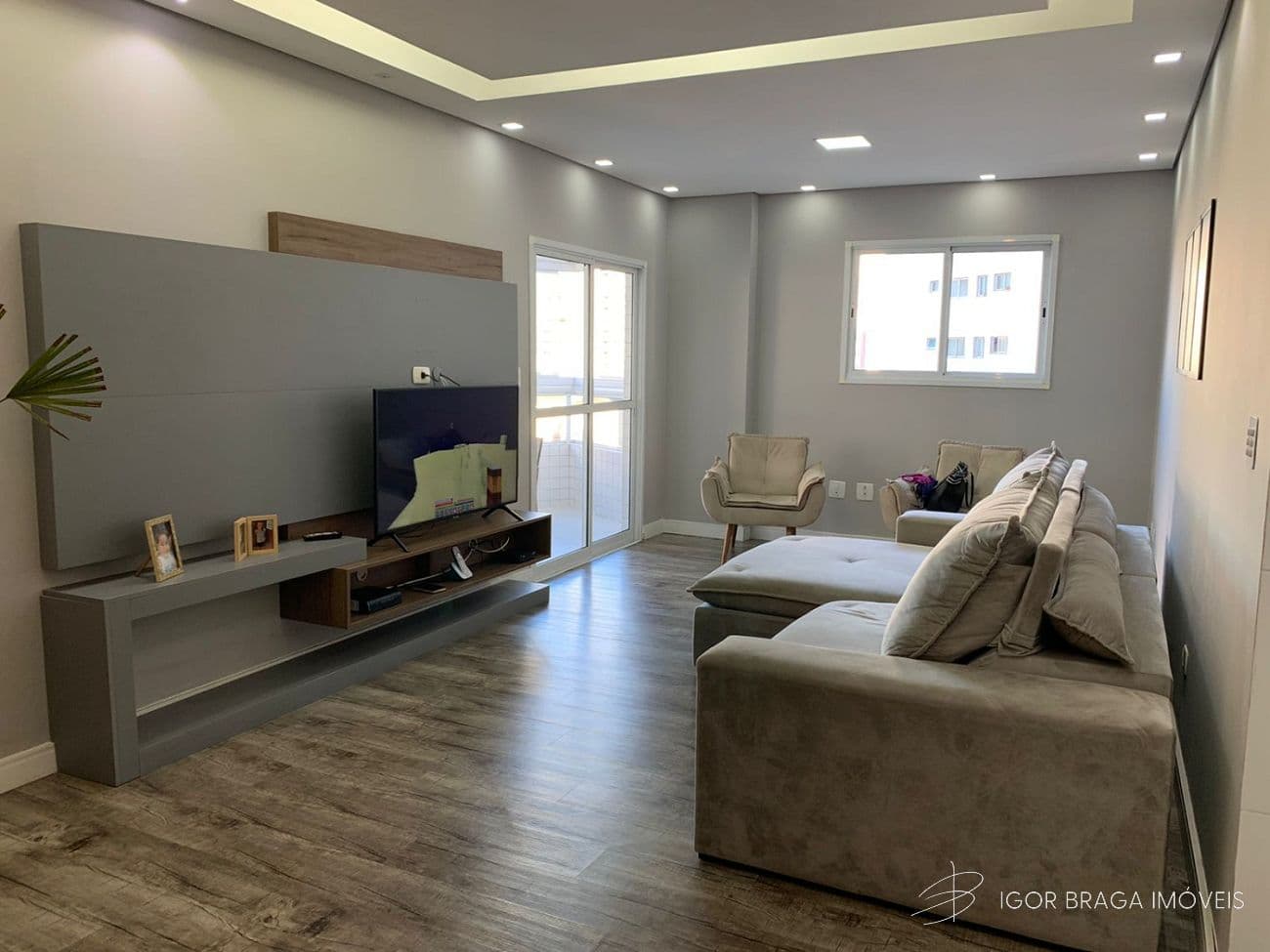 BELÍSSIMO APARTAMENTO COM ACABAMENTO FINO E LAZER COMPLETO — foto 1