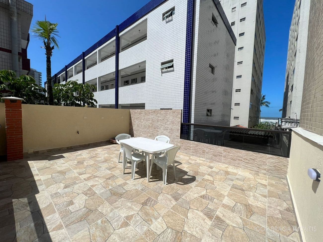 BELISSÍMA CASA DE ALTO PADRÃO COM FINO ACABAMENTO — foto 1