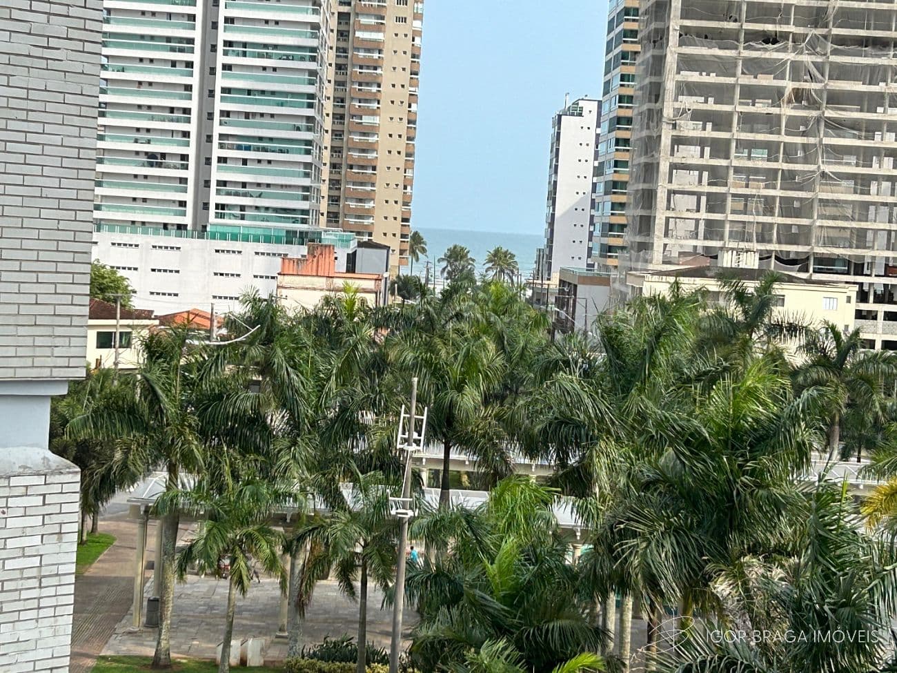 EXCELENTE APARTAMENTO, AMPLO E LAZER COMPLETO — foto 1