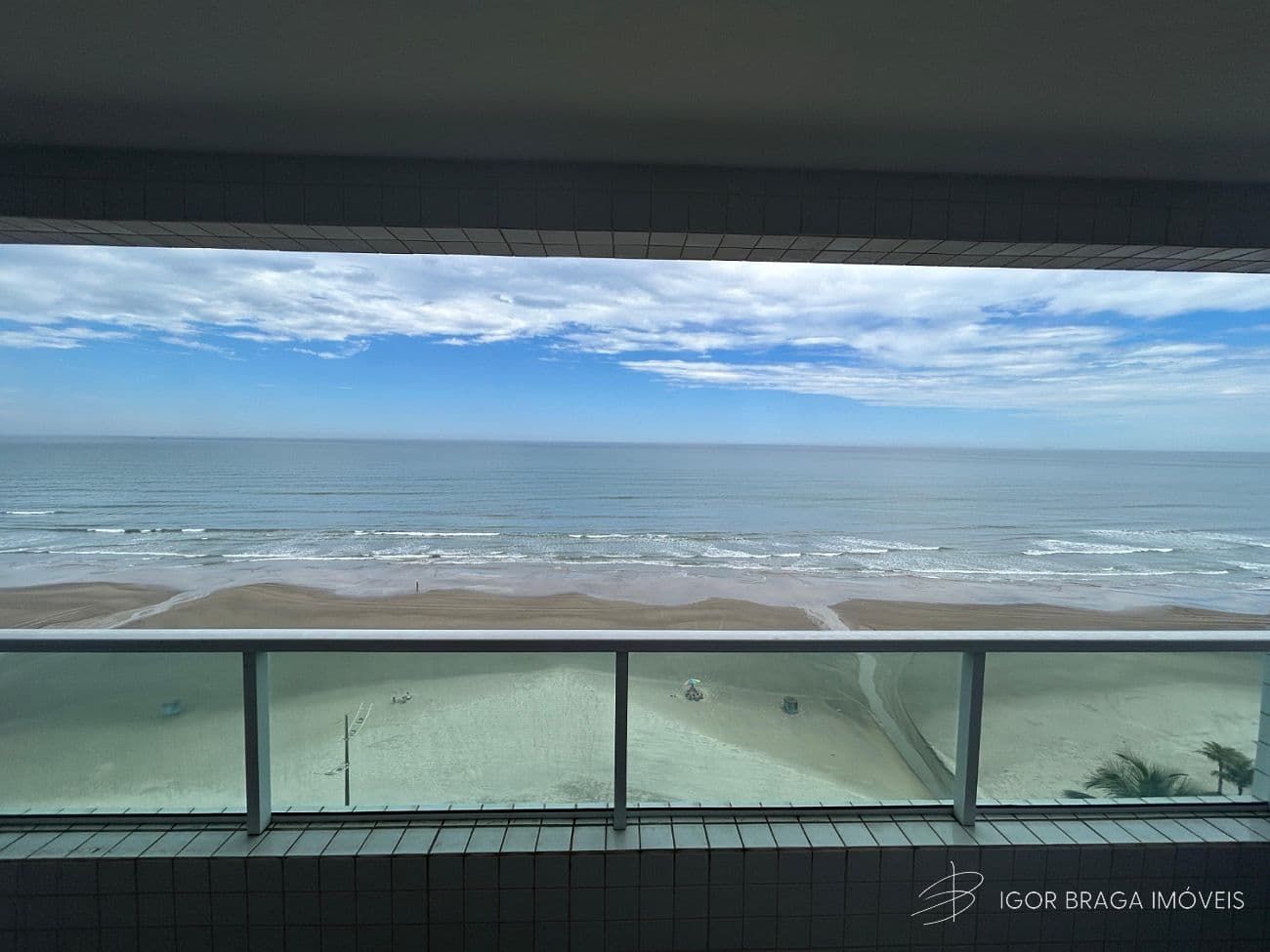 EXCELENTE APARTAMENTO, AMPLO E FINO ACABAMENTO — foto 1