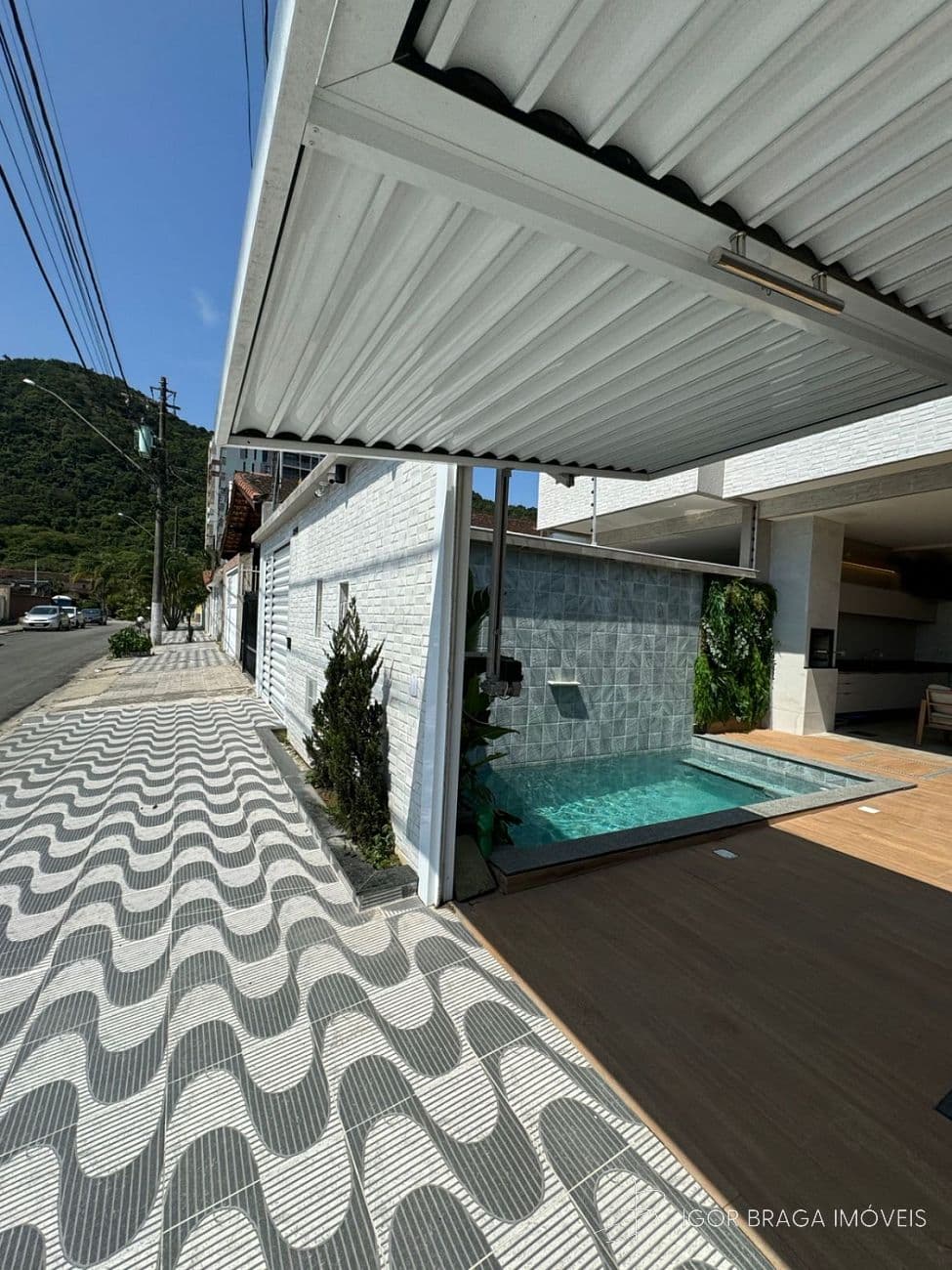 BELÍSSIMA CASA DE ALTO PADRÃO COM FINO ACABAMENTO. — foto 1