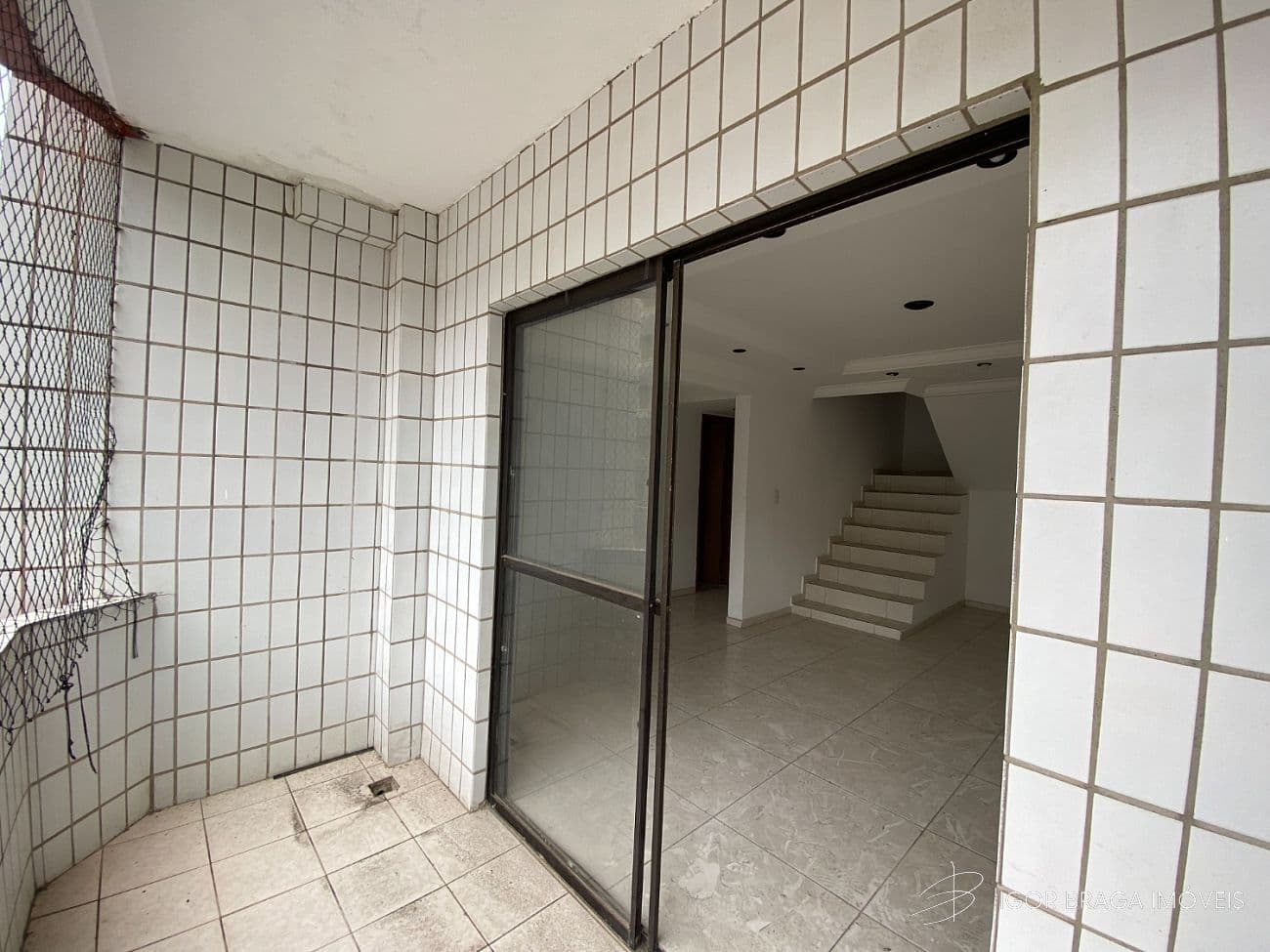 BELISSÍMO APARTAMENTO DUPLEX, AMPLO E FINO ACABAMENTO — foto 1