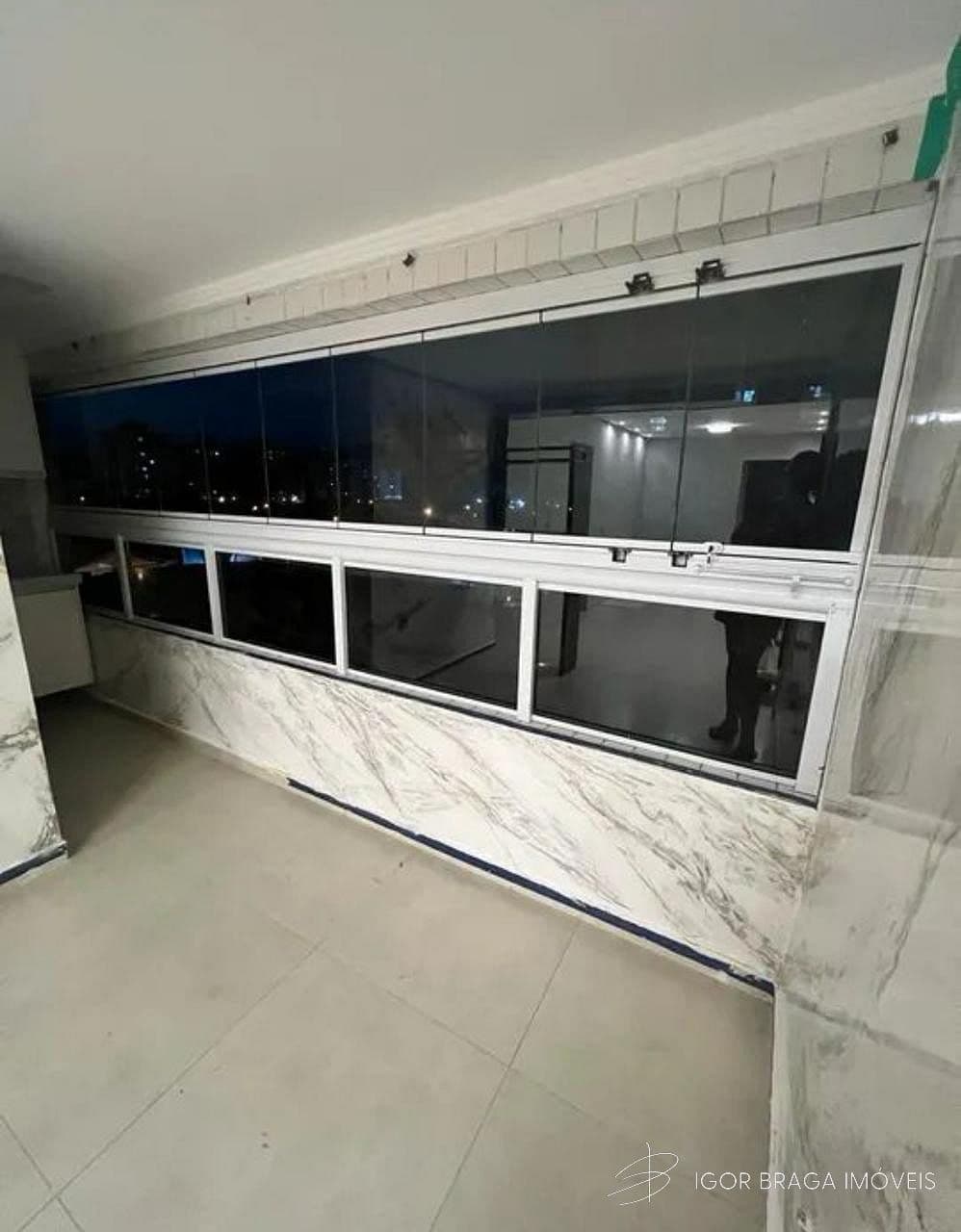 BELÍSSIMO APARTAMENTO, À 800m DO MAR E LAZER COMPLETO — foto 1