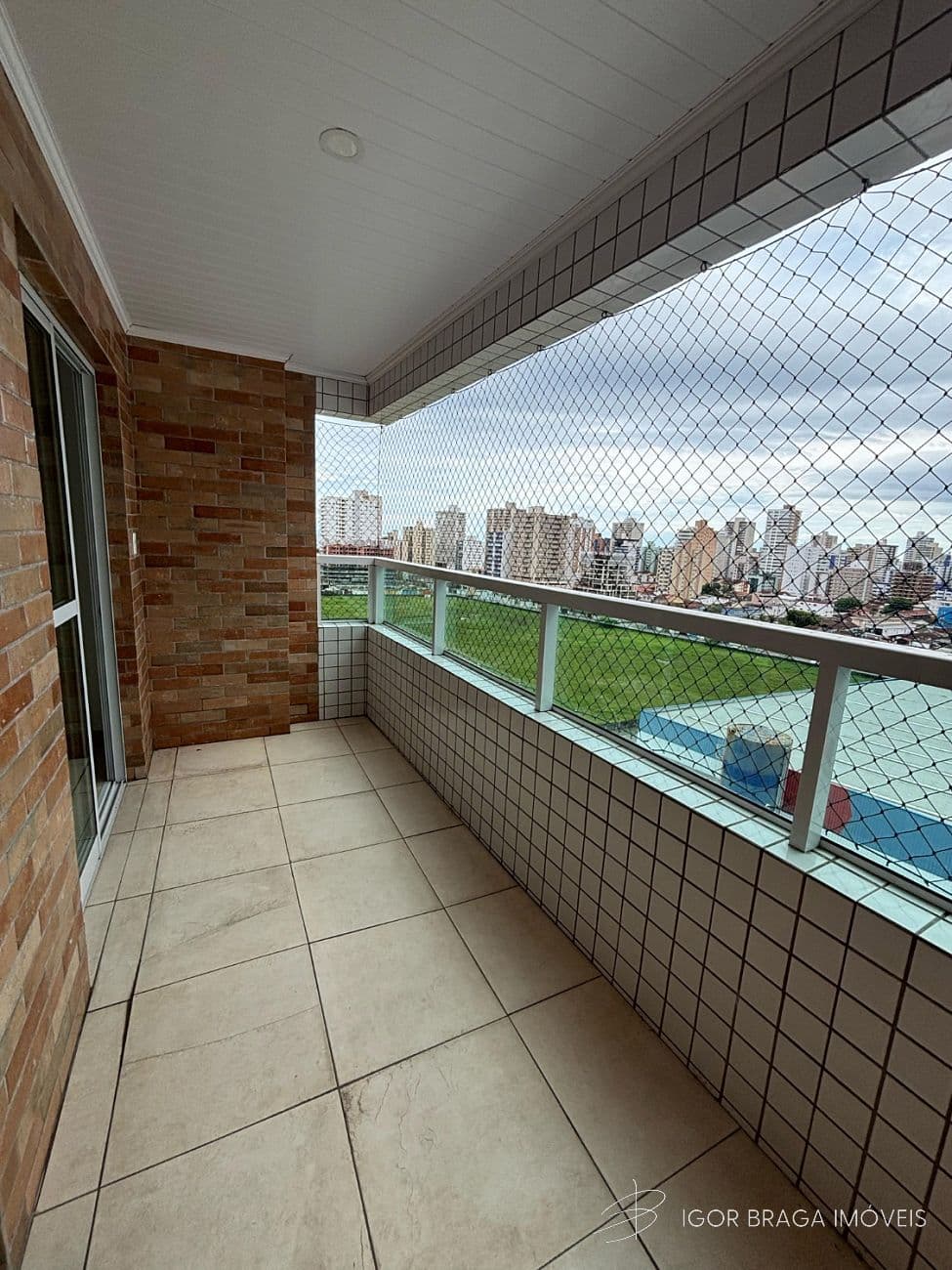 BELO APARTAMENTO, À 550M DO MAR E ÁREA DE LAZER — foto 1