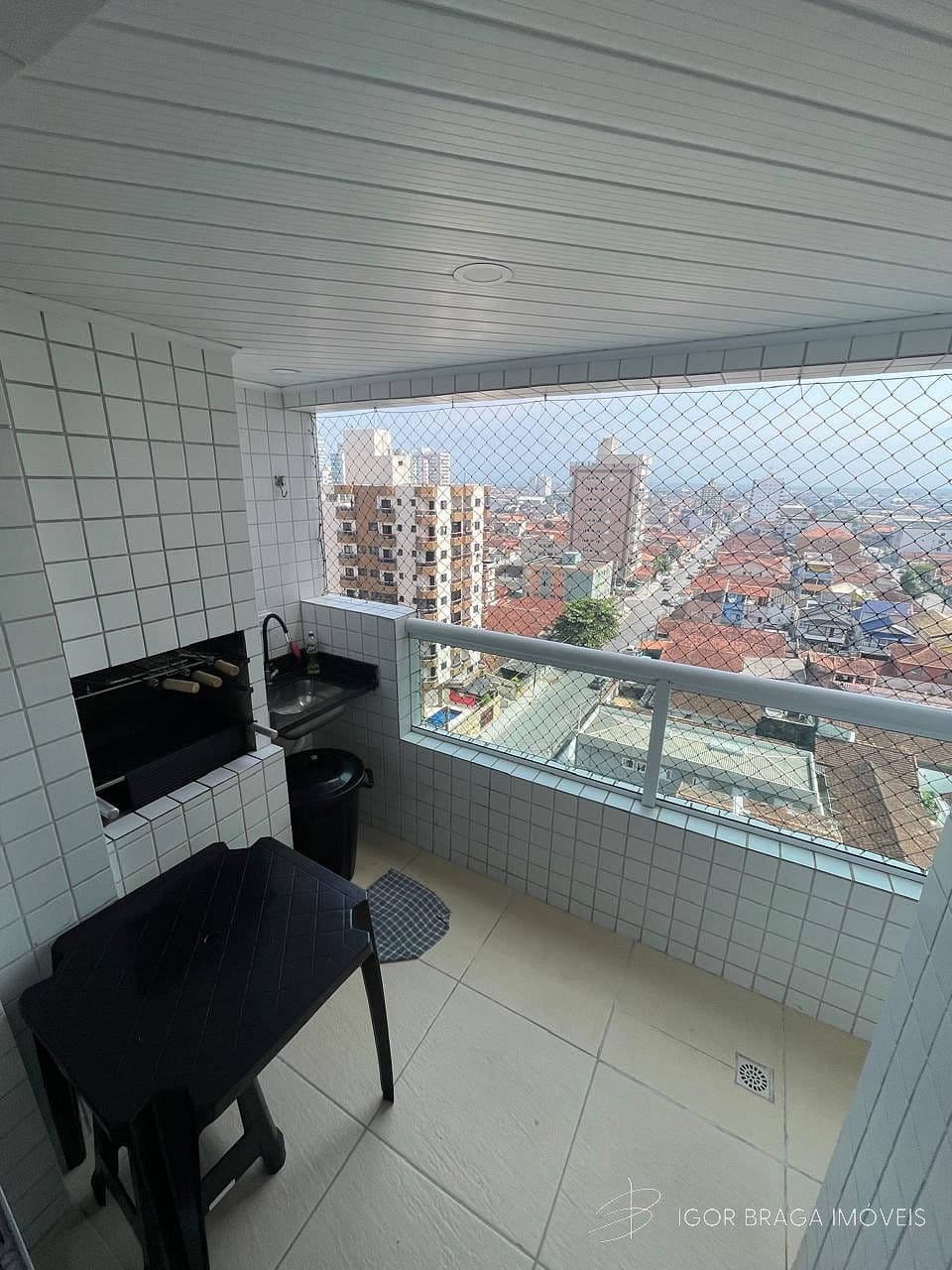 BELÍSSIMO APARTAMENTO, À 250m DO MAR E LAZER — foto 1