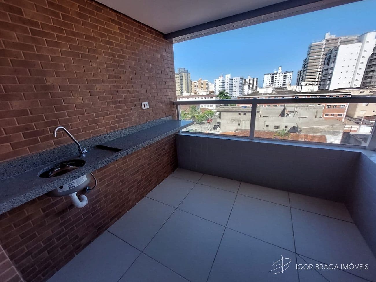 BELISSIMO APARTAMENTO, LAZER E À 500M DO MAR — foto 1