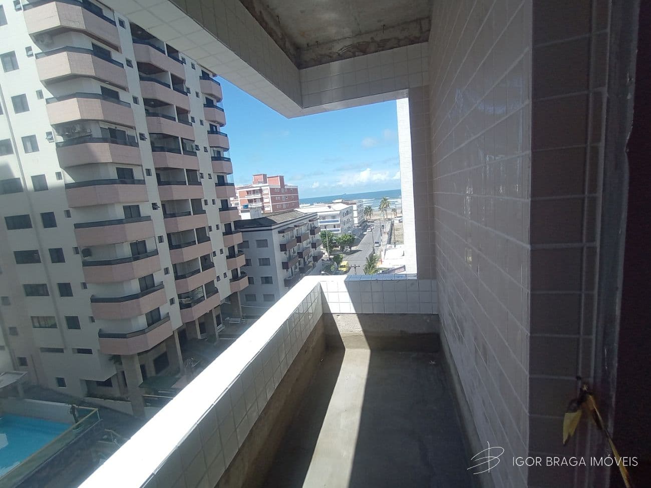 BELISSÍMO APARTAMENTO, À 150M DO MAR E LAZER — foto 1