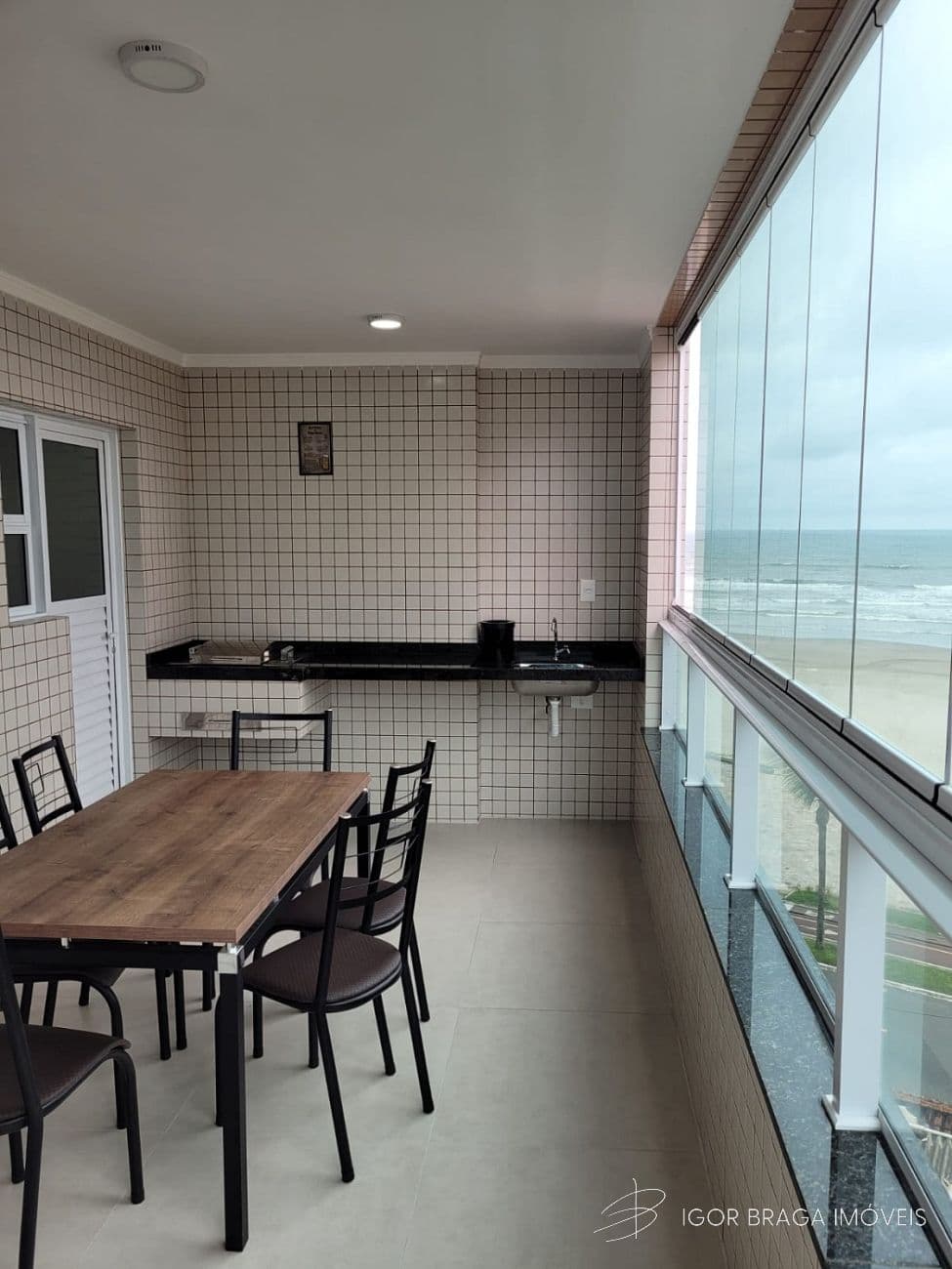 BELÍSSIMO APARTAMENTO, AMPLO E ÀREA DE LAZER — foto 1