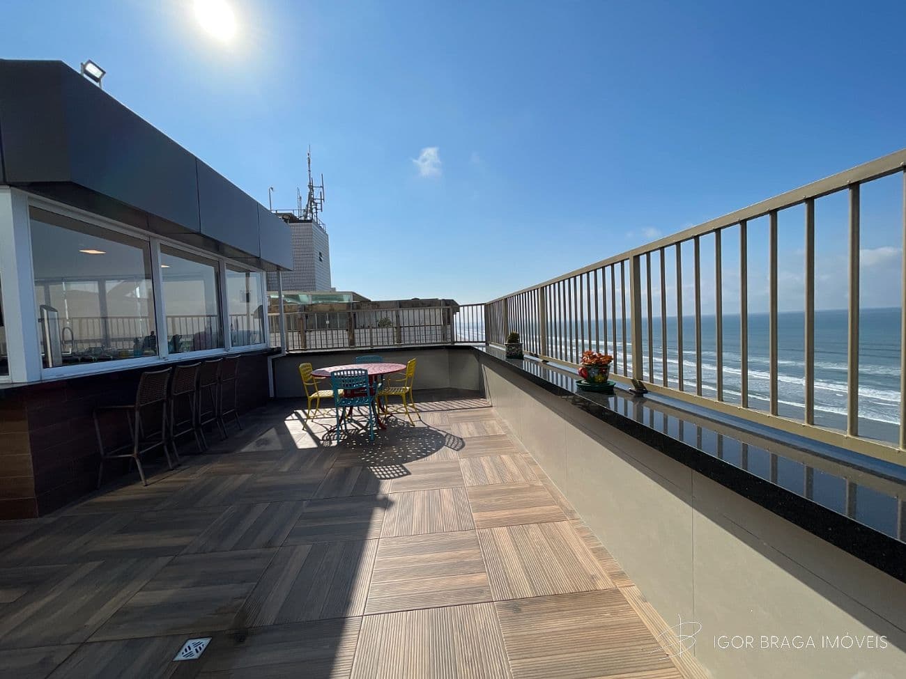 EXCELENTE COBERTURA, FINO ACABAMENTO E LAZER COMPLETO — foto 1