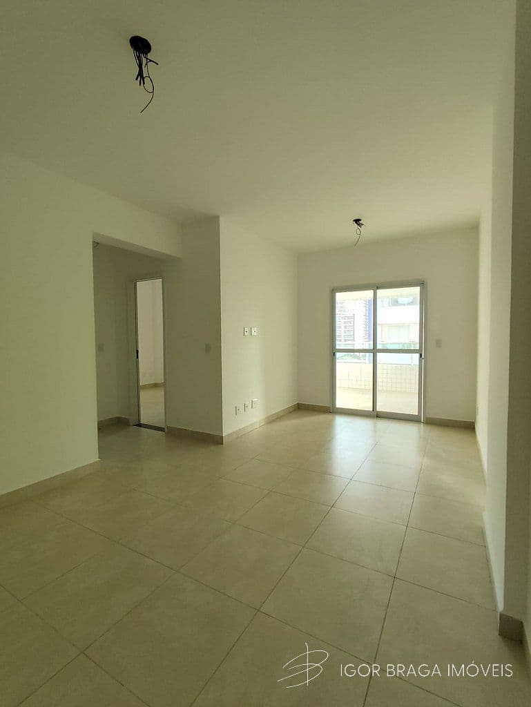 BELÍSSIMO APARTAMENTO, À 450m DO MAR E LAZER COMPLETO — foto 1