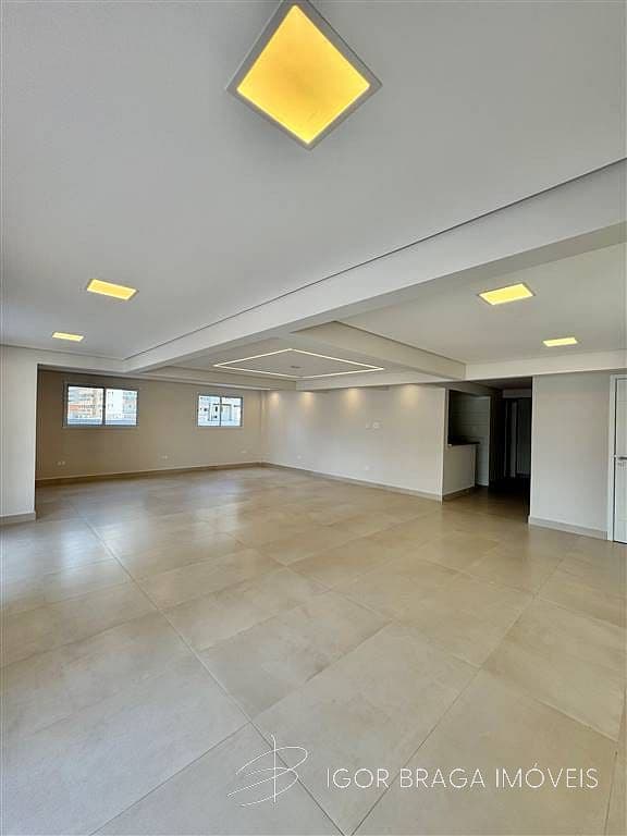 APARTAMENTO AMPLO E ÀREA DE LAZER COMPLETA — foto 1