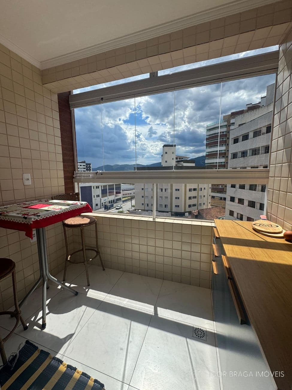 BELÍSSIMO APARTAMENTO, AMPLO E LAZER COMPLETO — foto 1