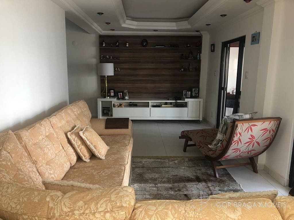 COBERTURA AMPLO, 5 DORMITÓRIOS E QUADRA MAR — foto 1