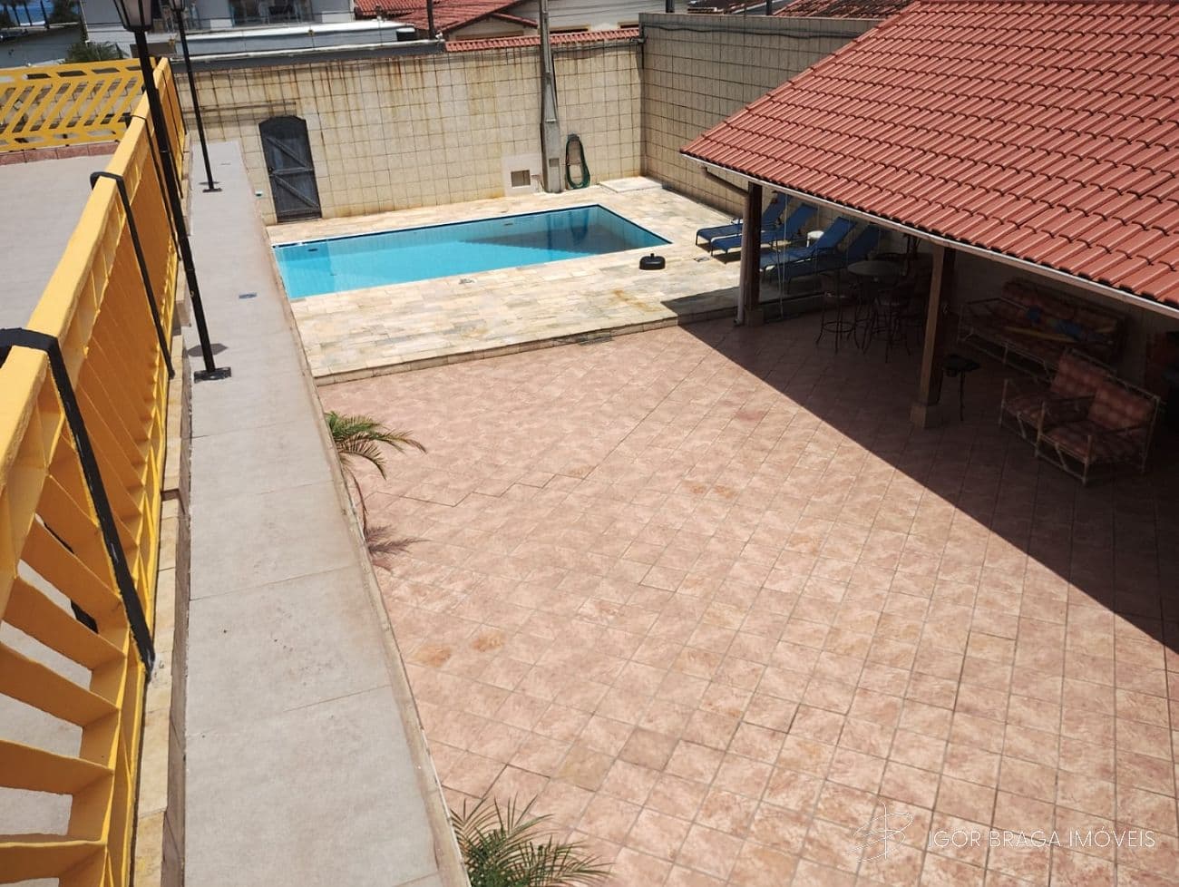 BELÍSSIMA CASA, FINO ACABAMENTO E À 50M DO MAR — foto 1