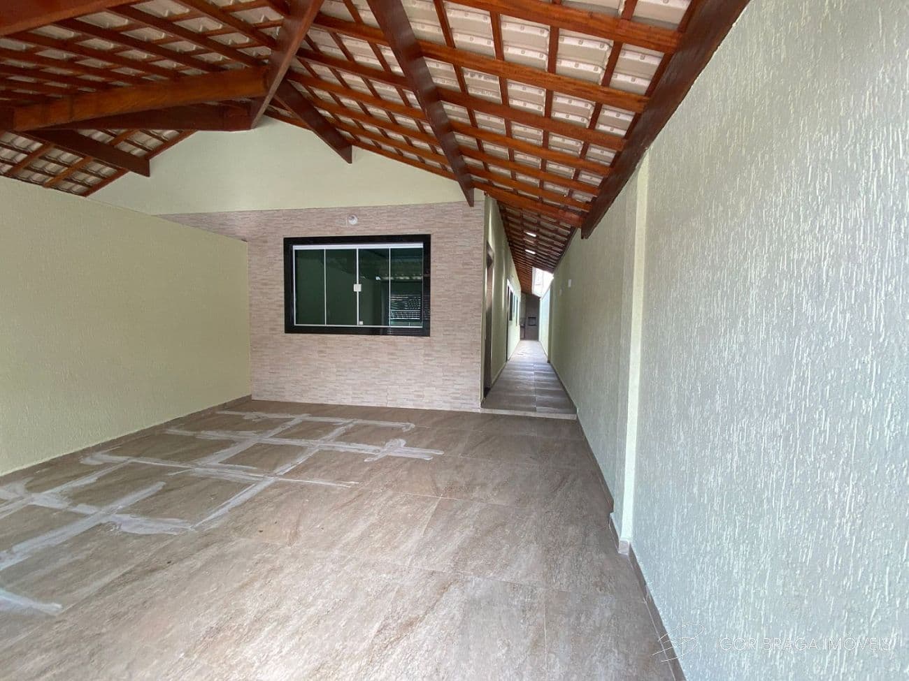 BELÍSSIMA CASA GEMINADA, AMPLA E À 100M DO MAR — foto 1