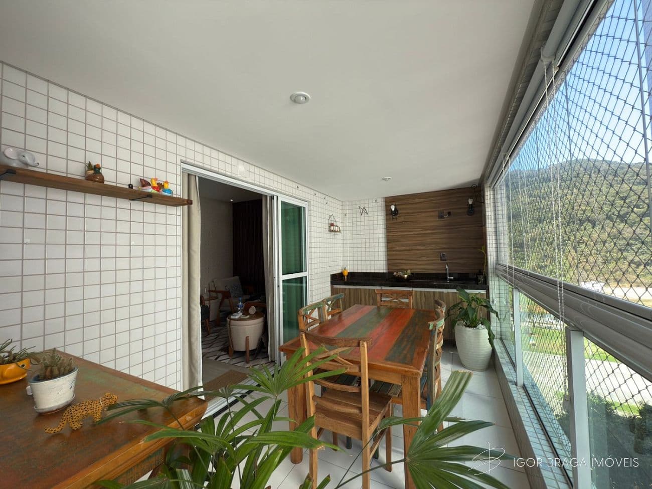 EXCELENTE APARTAMENTO, À 150M DO MAR E LAZER COMPLETO — foto 1