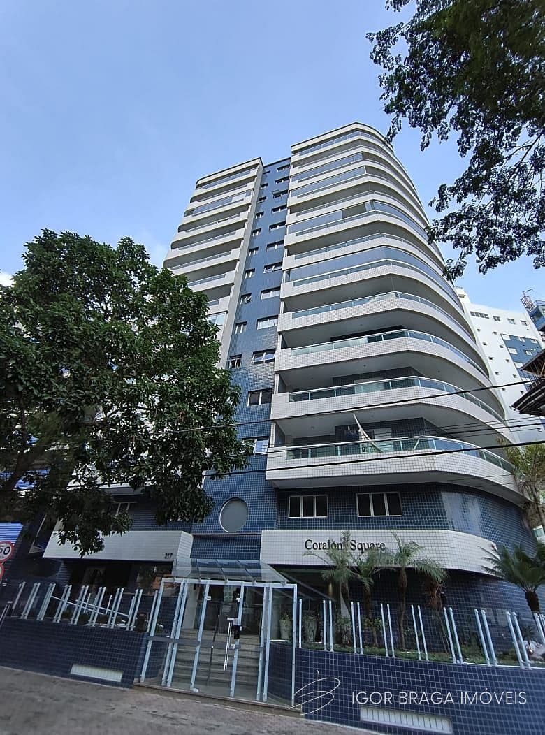 BELÍSSIMO APARTAMENTO, AMPLO, FINO ACABAMENTO À 100M DO MAR — foto 1