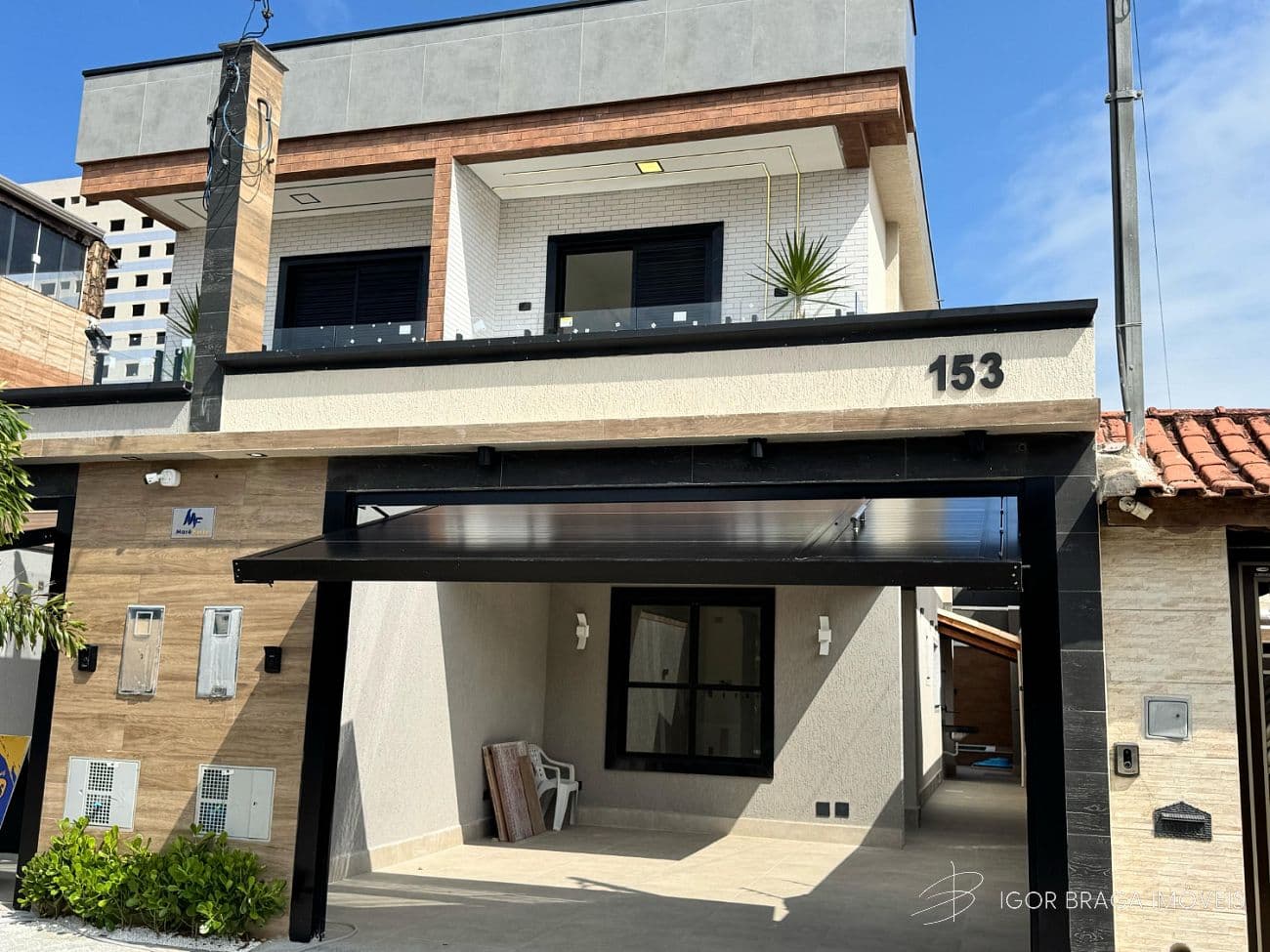 EXCELENTE CASA BEM LOCALIZADA, COM ÁREA GOURMET PRONTA PRA MORAR! — foto 1