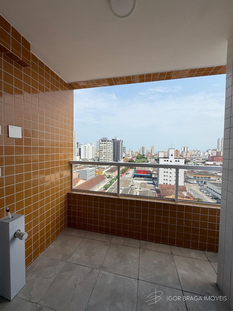 EXCELENTE APARTAMENTO, AMPLO E LAZER COMPLETO — foto 1