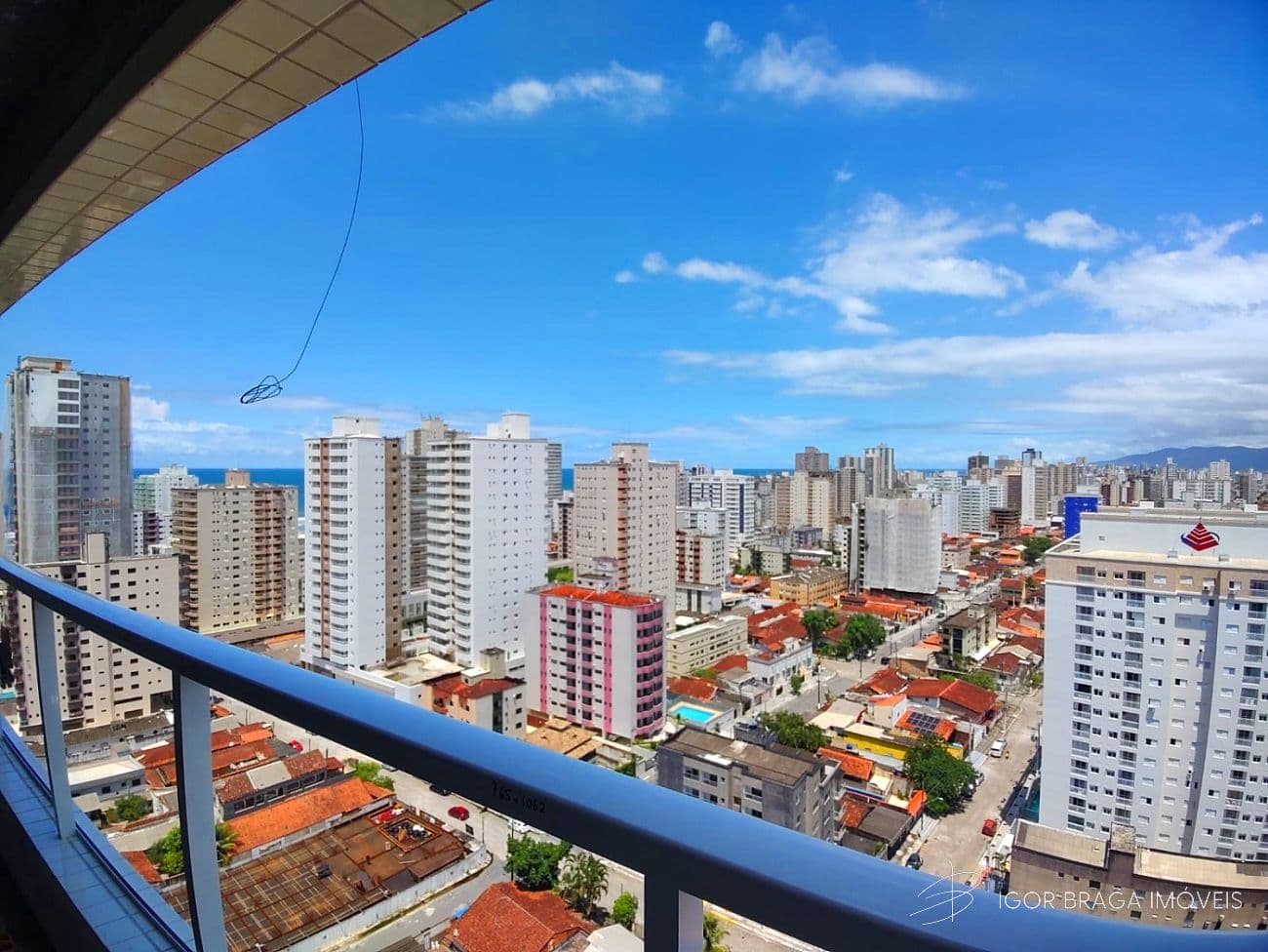 BELÍSSIMO APARTAMENTO, À 450M DO MAR E LAZER COMPLETO — foto 1