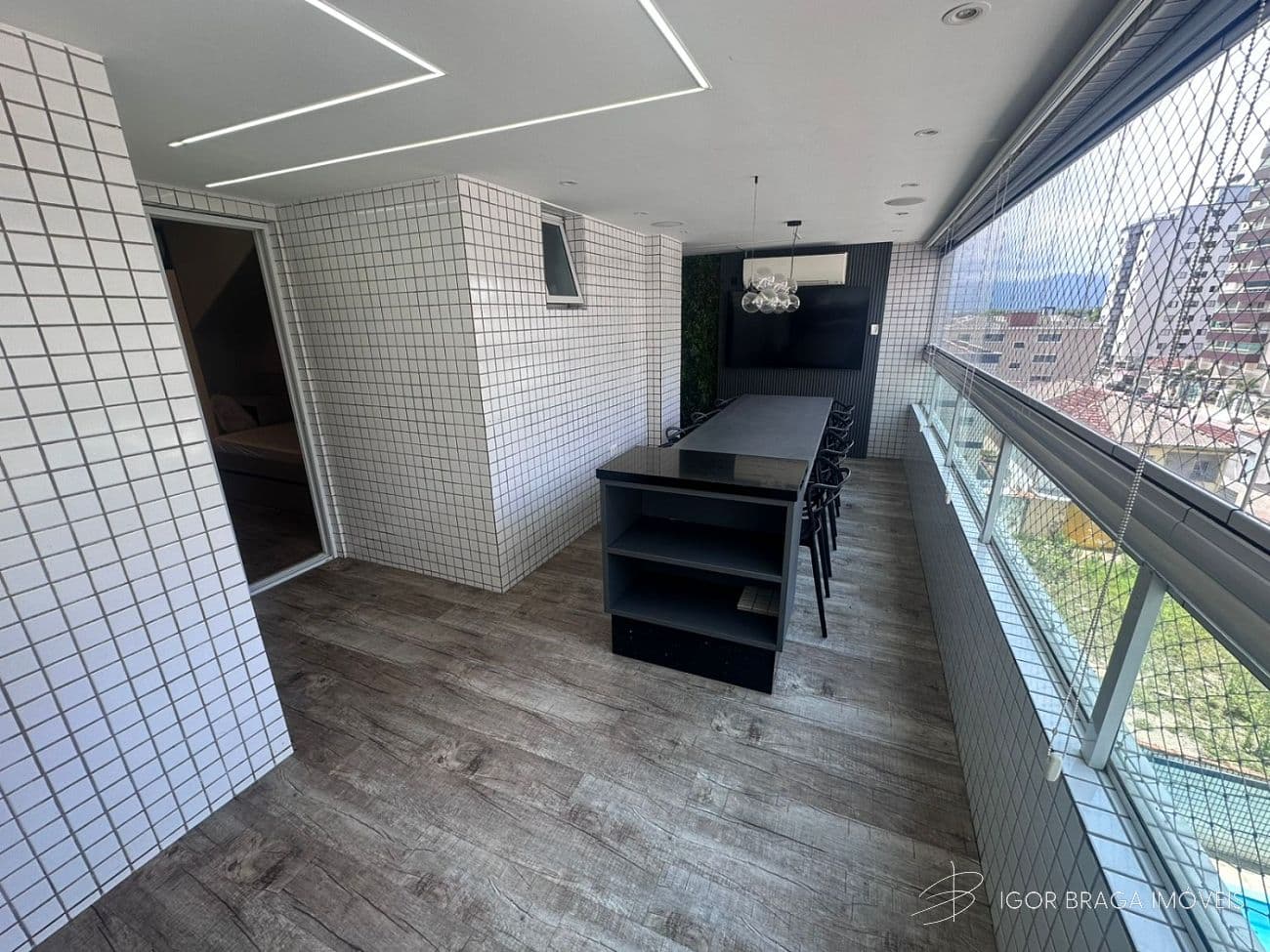 EXCELENTE APARTAMENTO, À 300M DO MAR E LAZER COMPLETO — foto 1