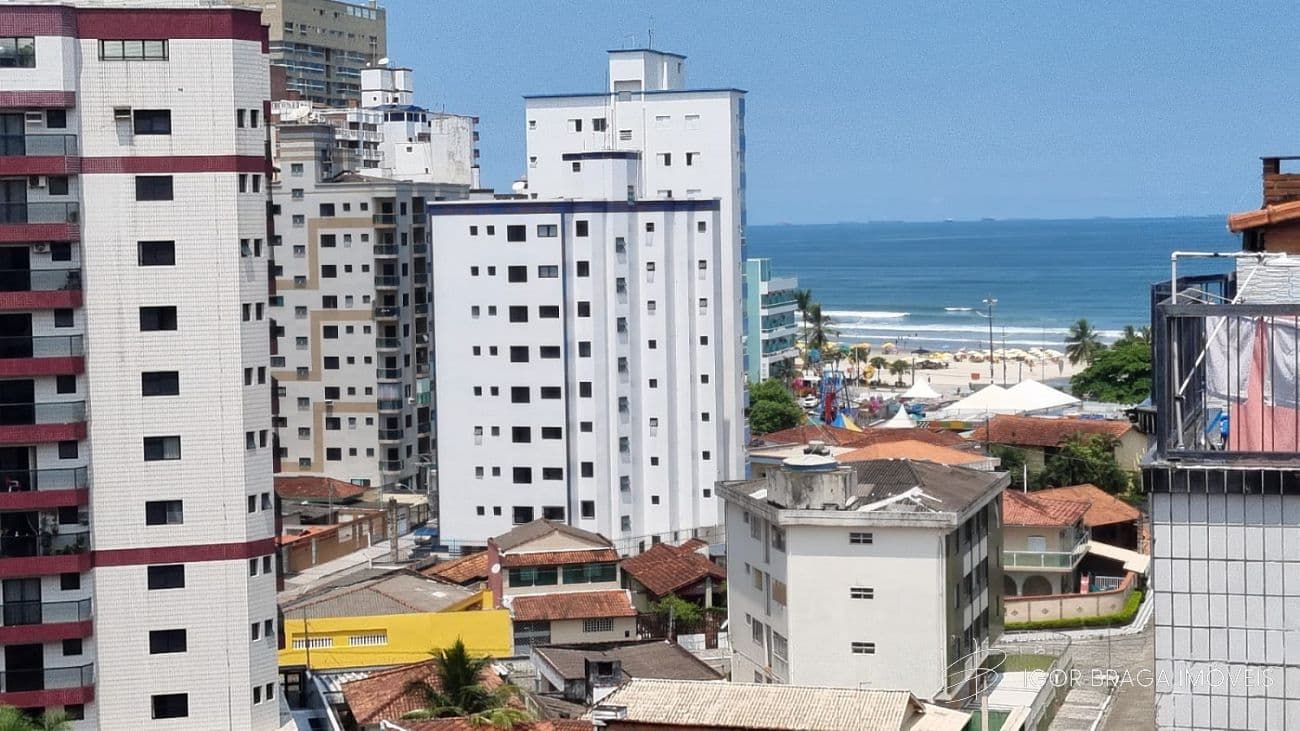 INCRIVEL APARTAMENTO, FINO ACABAMENTO E Á 200 METROS DO MAR — foto 1