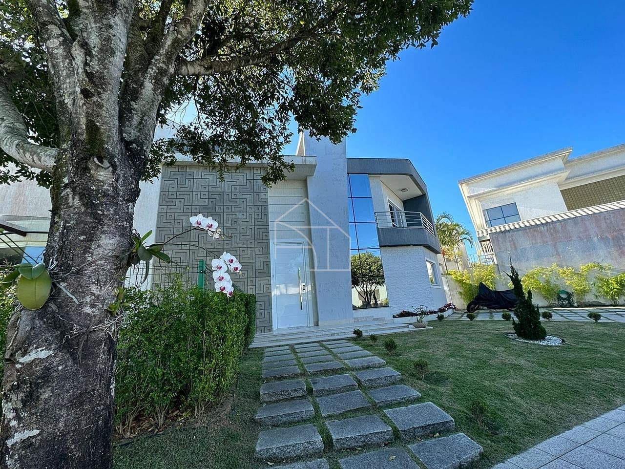 Luxuosa Casa à Venda no Condomínio Resort Boulevard Lagoa – Serra, ES — foto 1