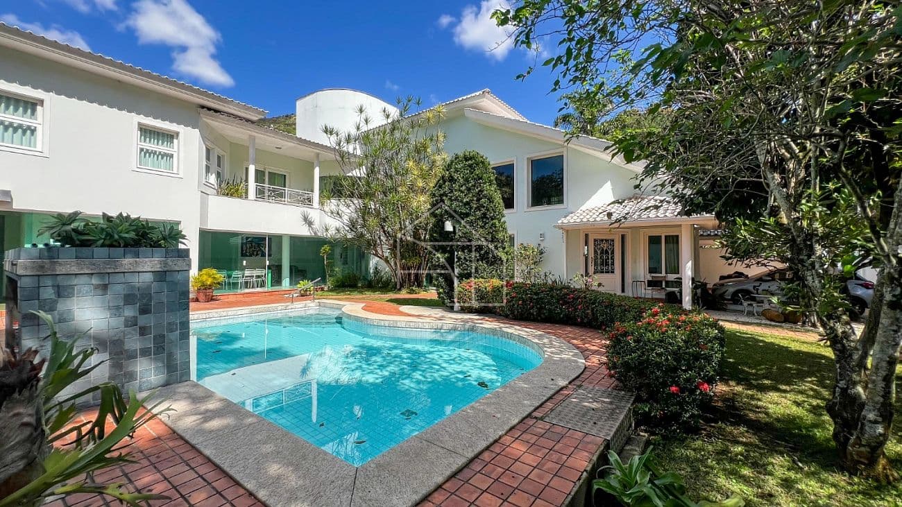 Casa de Alto Padrão à Venda em Fradinhos - Vitória/ES — foto 1