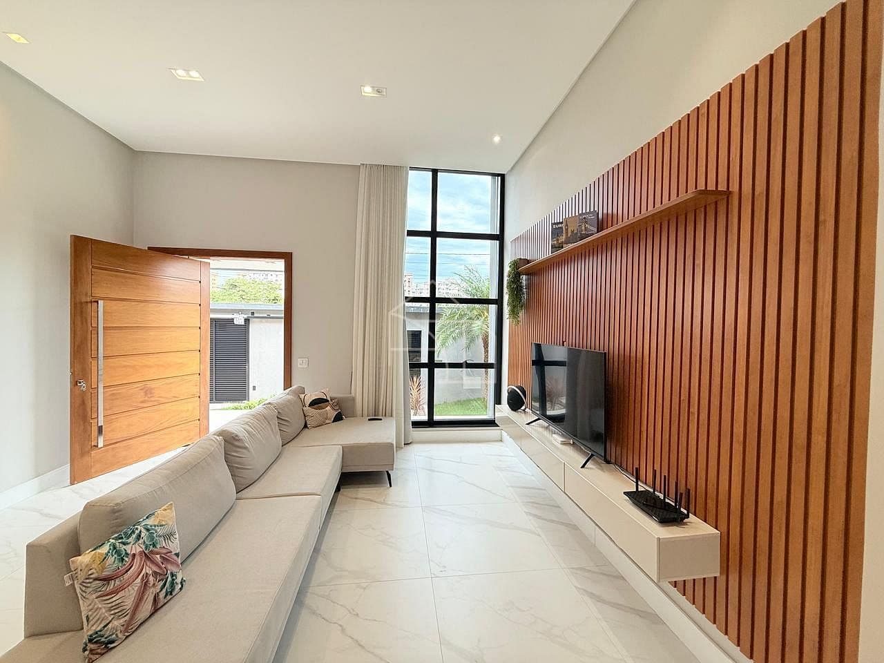 Casa moderna 3 quartos com suíte em Morada de Laranjeiras — foto 1