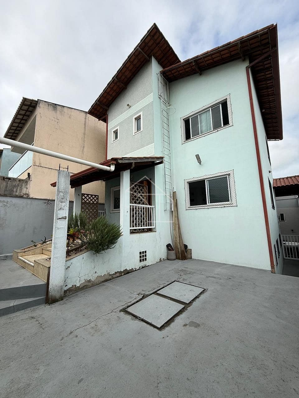 Casa Triplex com 4 Quartos (2 Suítes) em Colina de Laranjeiras | Serra/ES — foto 1