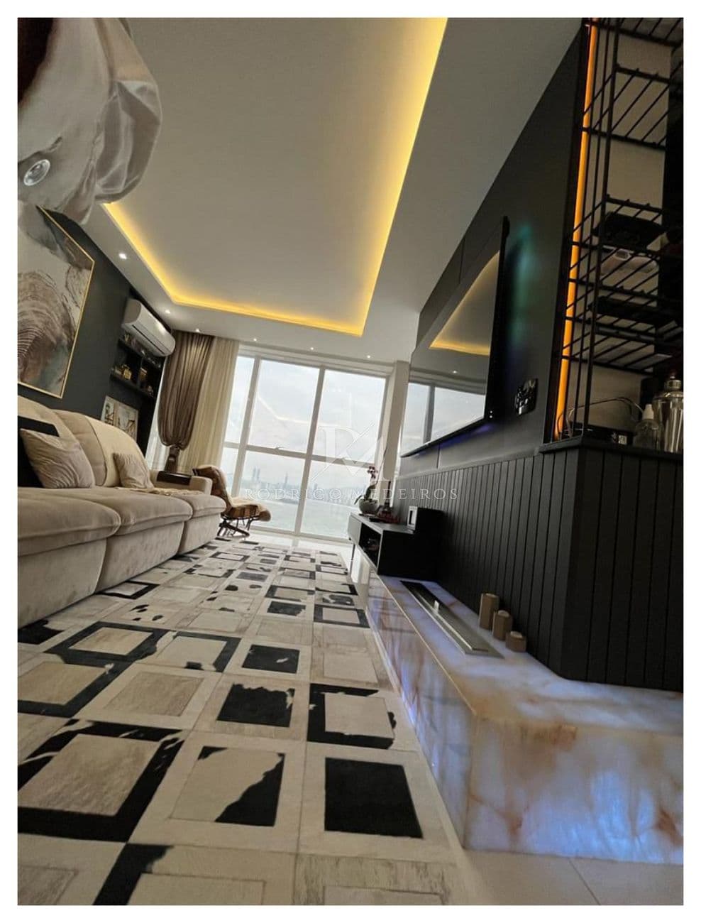 Apartamento 4 Suítes - Pioneiros, Balneário Camboriú/SC — foto 1