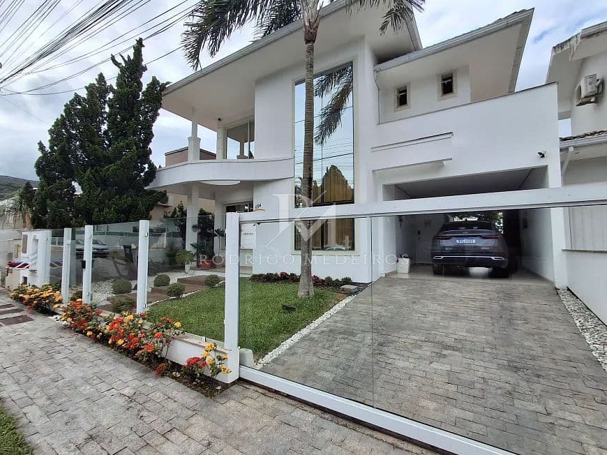 Casa 3 Dormitórios (1 Suíte) Mobiliado - Pedra Branca, Palhoça/SC — foto 1