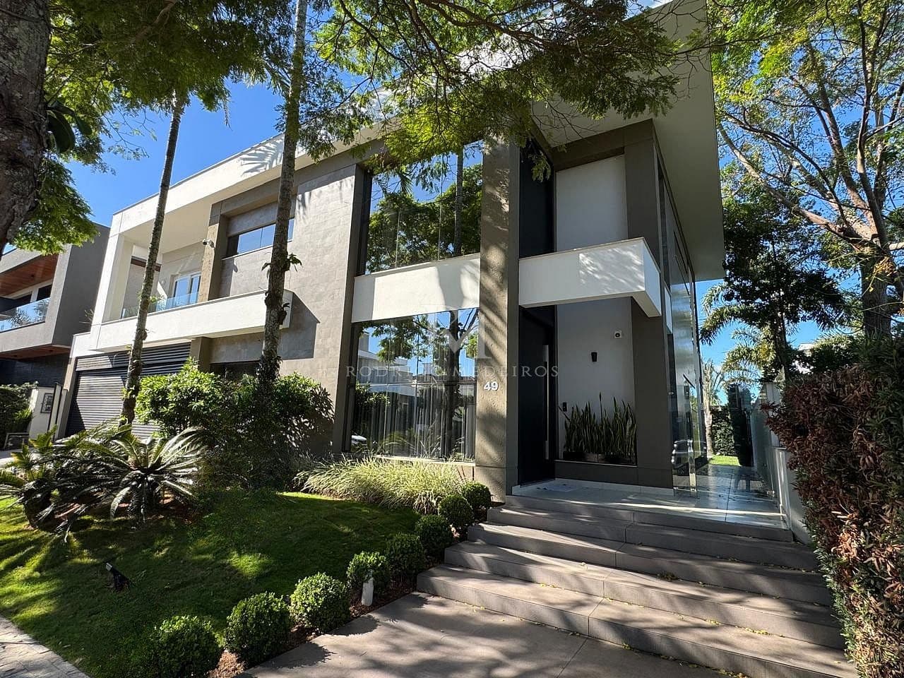 Casa 5 Suítes - Jurerê Internacional, Florianópolis-SC — foto 1