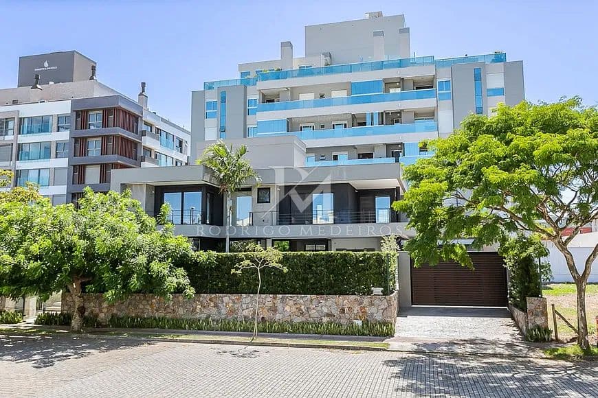 Mansão à venda com 5 suítes em Jurerê Internacional, Florianópolis-SC — foto 1