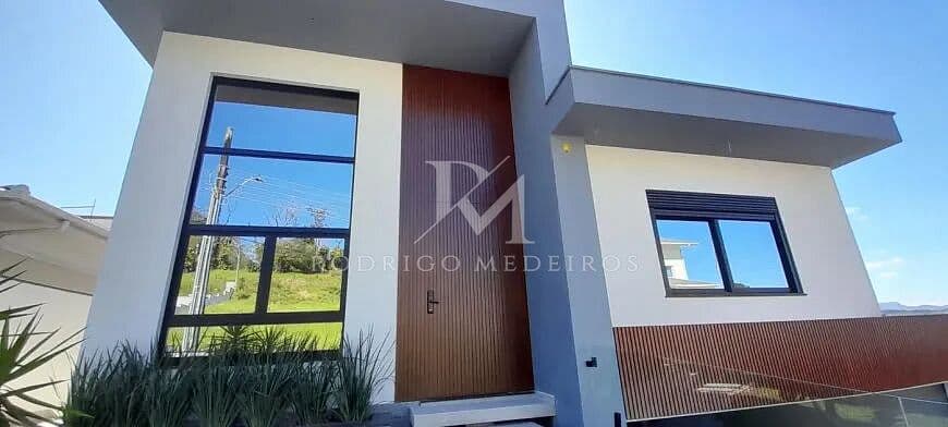 Casa à venda com 3 suítes na Pedra Branca, Palhoça/SC — foto 1