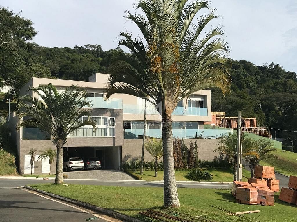 Casa com 4 suítes à venda na Barra, Balneário Camboriú/SC — foto 1