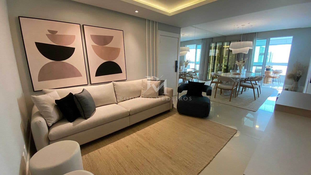 Apartamento à venda no Dimora Del Sole em Itapema, 3 dormitórios, Quadra Mar — foto 1