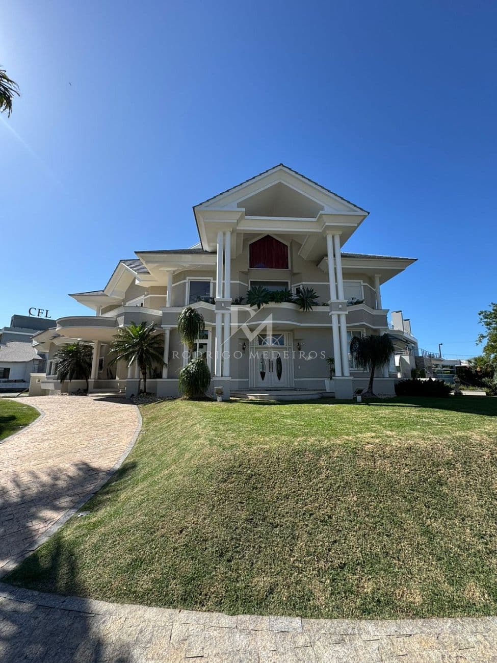 Casa à venda em Jurerê Internacional, Florianópolis-SC – 6 suítes — foto 1