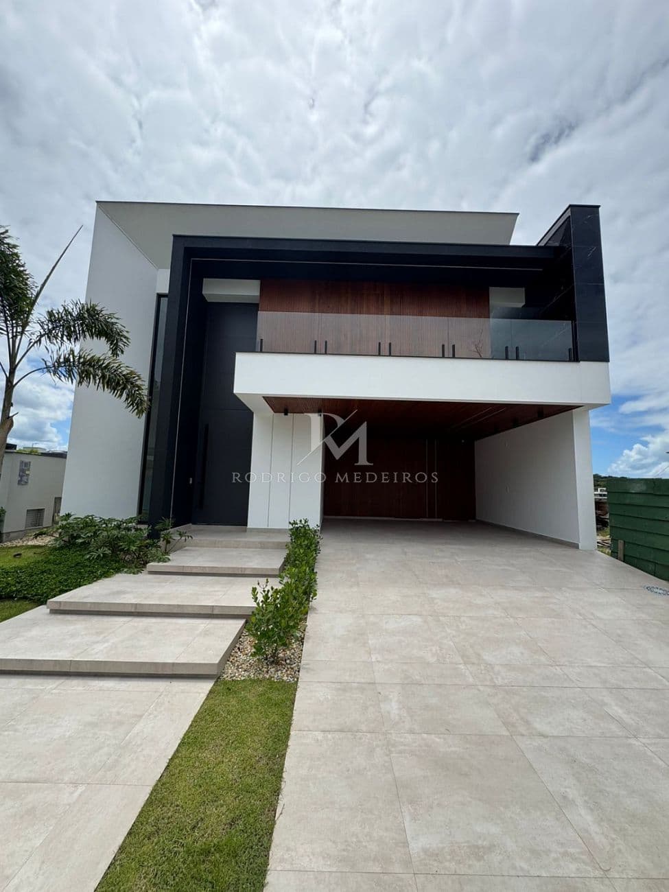 Casa em condomínio com 3 suítes na Pedra Branca, Palhoça-SC — foto 1