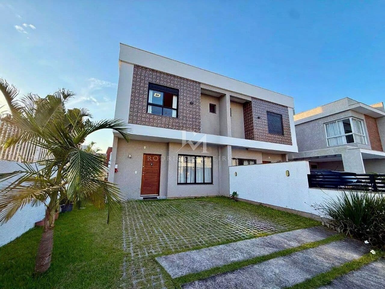 Casa Mobiliada com 3 suites à venda no Jardim Nova Cachoeira, Florianópolis — foto 1