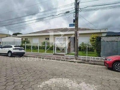 Casa de 5 quartos à venda no Santa Mônica, Florianópolis/SC — foto 1