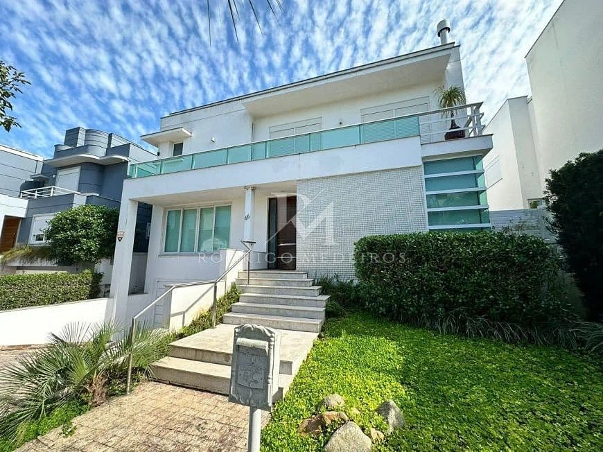 Casa mobiliada com 4 dormitórios em Jurerê Internacional, Florianópolis/SC — foto 1