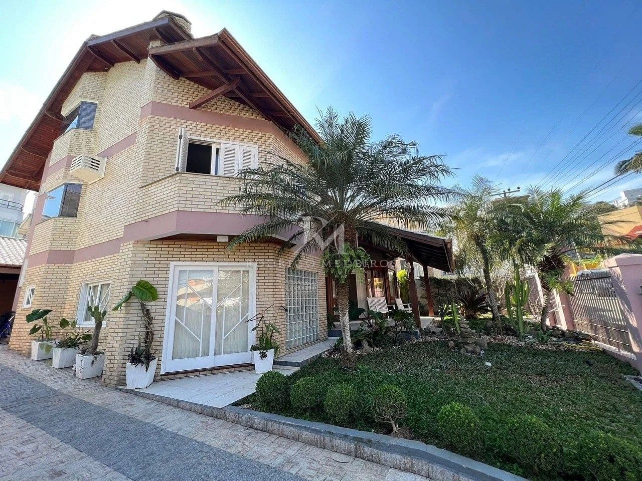 Casa com 4 suítes à venda no João Paulo, Florianópolis/SC — foto 1